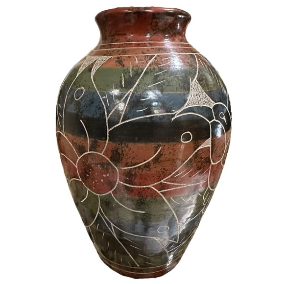 Vintage Nicaragua Carved/Etched Folk Art Pottery Clay Vase Tropical Hummingbird - Picture 2 of 12